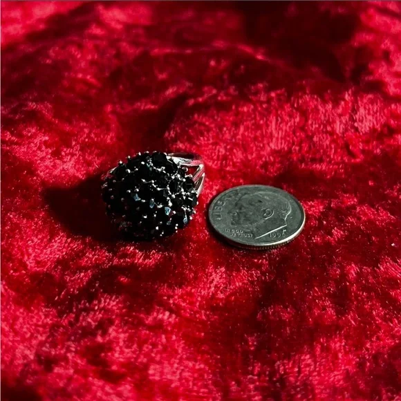 Black Rhinestone Ring - Picture 2 of 4